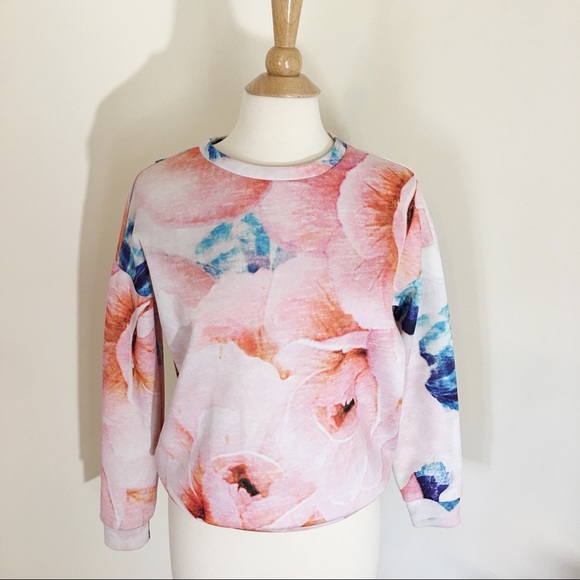 Zara Sweaters - ‼️SOLD‼️ Zara Trafaluc Graphic Sweater